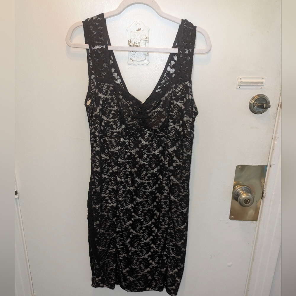 Torrid Black and Cream Lace Dress Size 1 14/16 - Picture 2 of 6